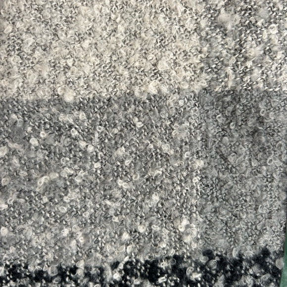 Woolrich Blanket Wrap NWT - Picture 2 of 5